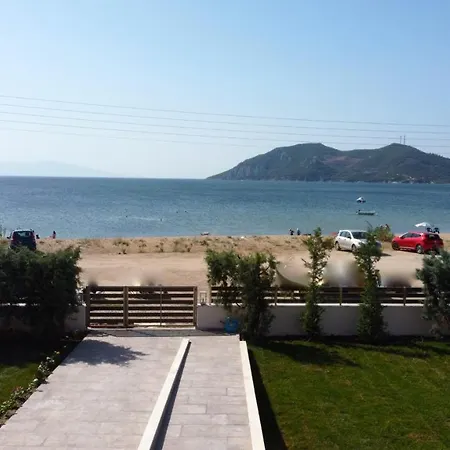 Steleni Seaside 4*