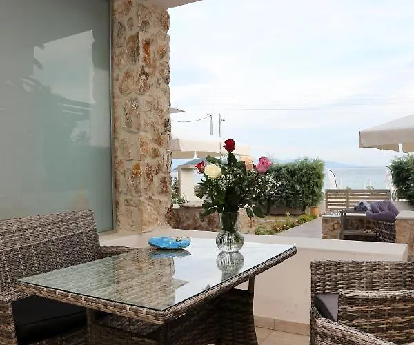 Steleni Seaside 4* Nea Iraklitsa