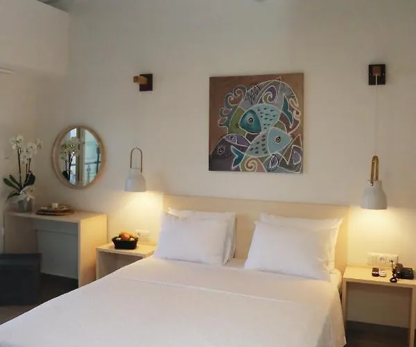 Lägenhetshotell Steleni Seaside 4*