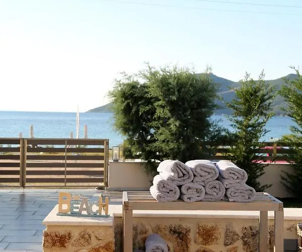 Steleni Seaside Lägenhetshotell 4*