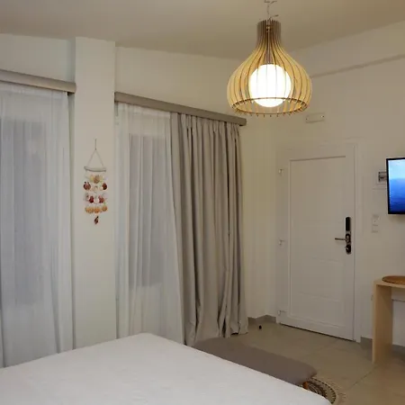 Steleni Seaside 4*